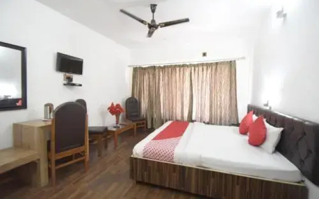 OYO 16980 Akbar's Retreat