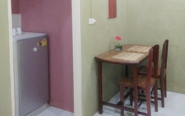 Aree Guesthouse5