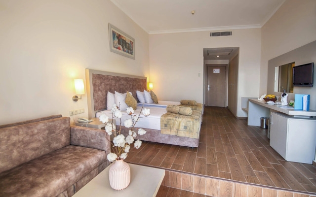 Yasmin Bodrum Resort - All Inclusive