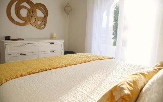 Yellow Jasper - Gemstone Getaway