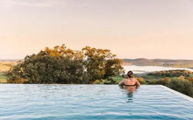 Montimerso Skyscape Country House