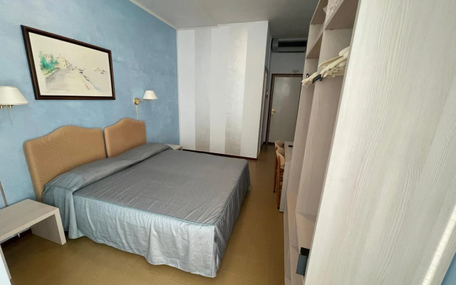 Hotel Universo
