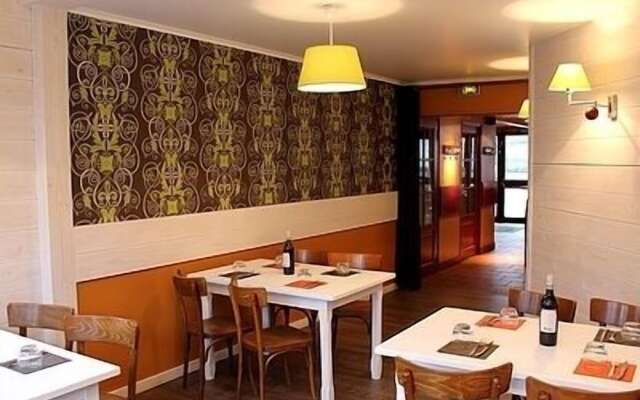 Les Provinciales Hotel & Restaurent