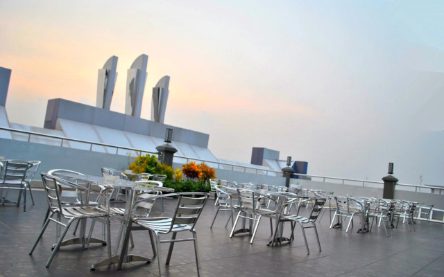 Hotel Harmony In Pontianak