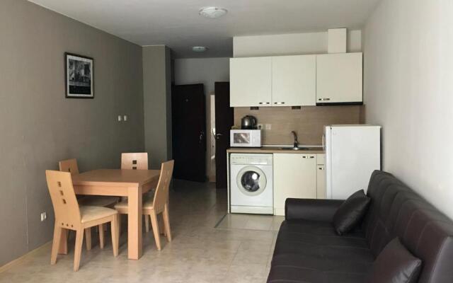 Vadim Apartments in Panorama Beach Vigo Nessebar