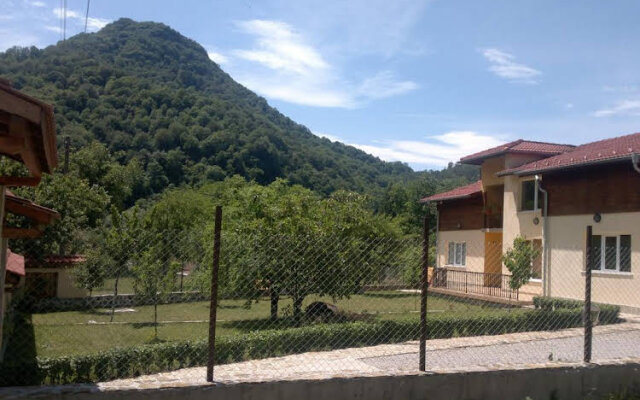 Villa Nanevi