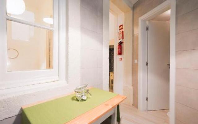 Trendy Alcantara Apartment