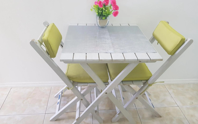 The Jazmine's Apartments