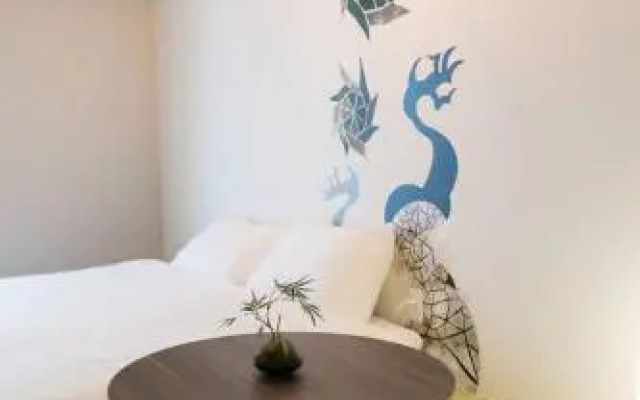 ORIGAMINN 403 & 5 mins PeacePark