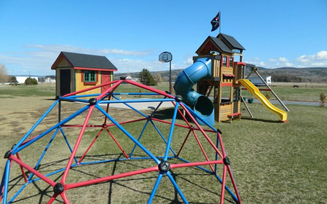 Le Pirate Motel & Camping