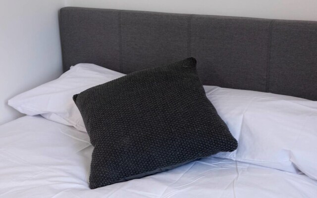 Modern 1BD Apt in West Didsbury