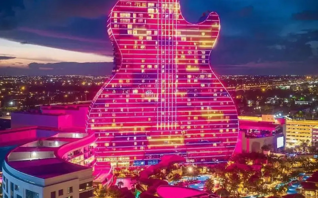 Your Miami Base With Free Parking