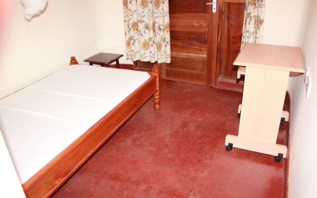 The Pink Daisy Bed and Breakfast