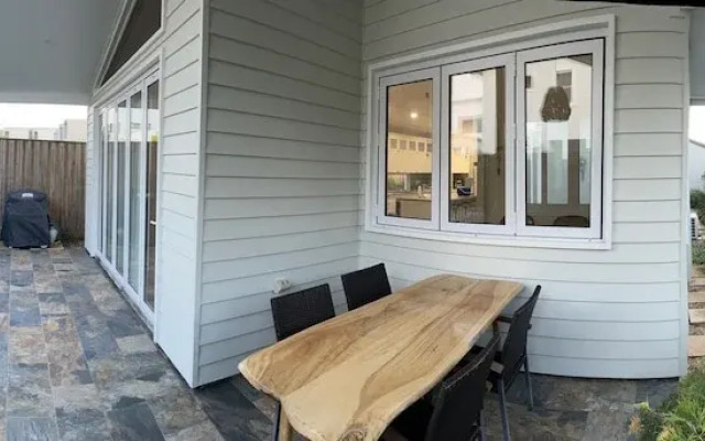 Spacious Kingscliff Beach House