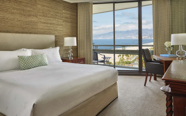 Fairmont Miramar Hotel