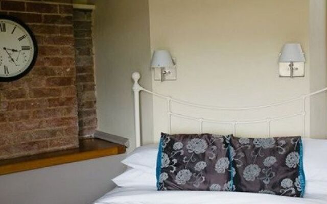 The George Hotel