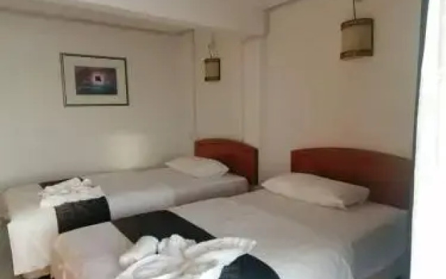 Perhentian Chomel Chalet