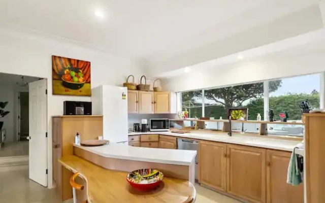 Stunning 4 Bedroom Home In Tranquil Rural Karaka