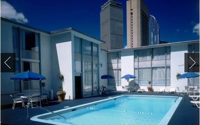 Midtown Hotel