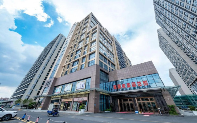 Manfei Apartment (Foshan Nanhai Baide Plaza Shop)