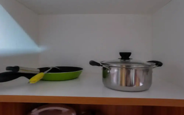 Simple Studio the Oasis Mahogany Apartment