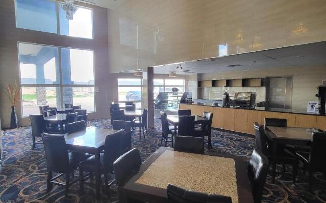 Days Inn & Suites by Wyndham Fort Saskatchewan