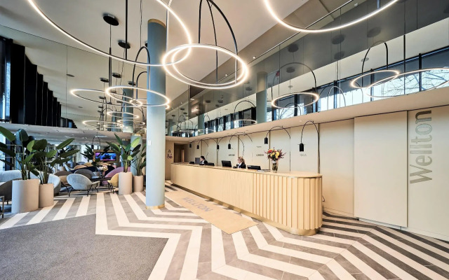 Отель Wellton Riverside Spa 