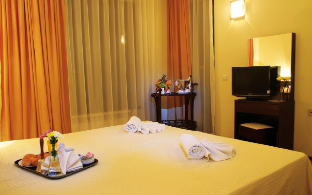 Murite Club Hotel