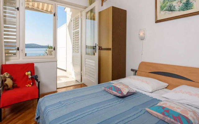 Mihaela - sea View - A1