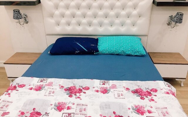 Safe Secure 3 bedroom top floor flat