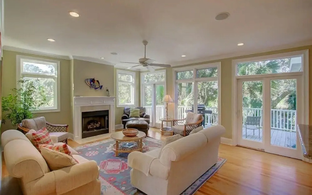 5803 Back Bay Drive