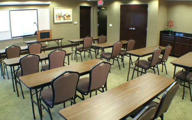 Hampton Inn & Suites Merced