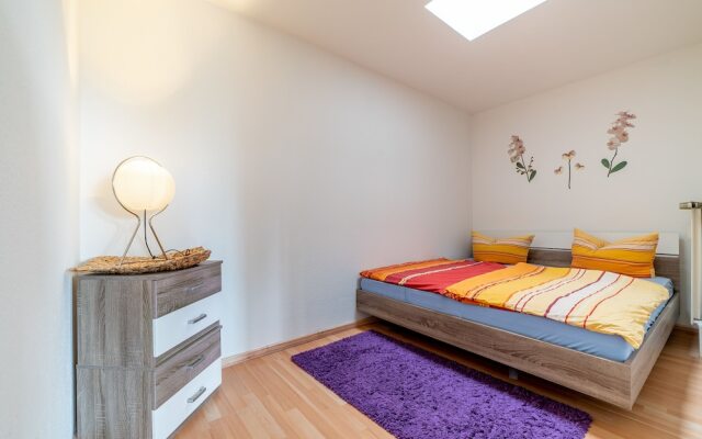 Private Apartment Lortzingweg