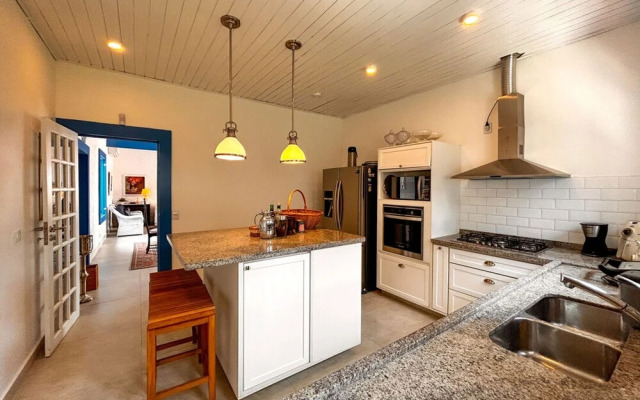 Casa pr x Praia de Santa Teresa Ilhabela SP