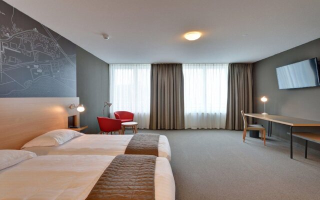 SwissTech Hotel