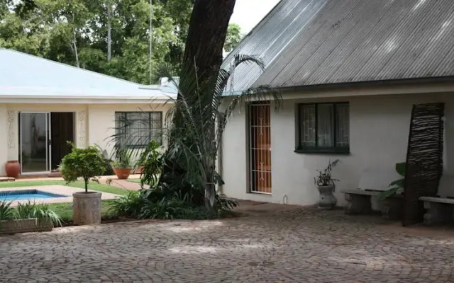 Big Tree Guesthouse Brits