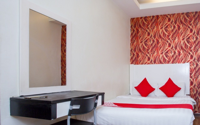 OYO 44037 King Park Hotel – Guest Rooms – Lahad Datu