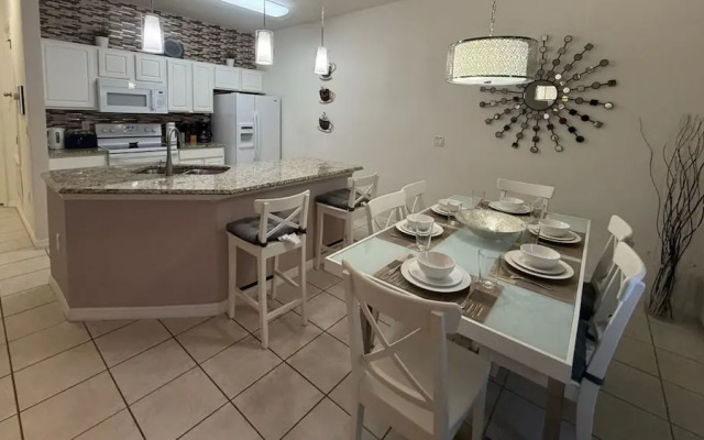 Spacious Family Townhouse Kissimmee - Sleeps 8