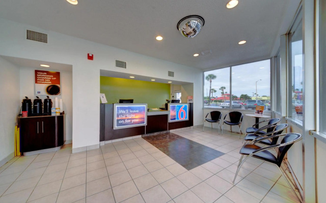 Motel 6 Cocoa Beach, FL