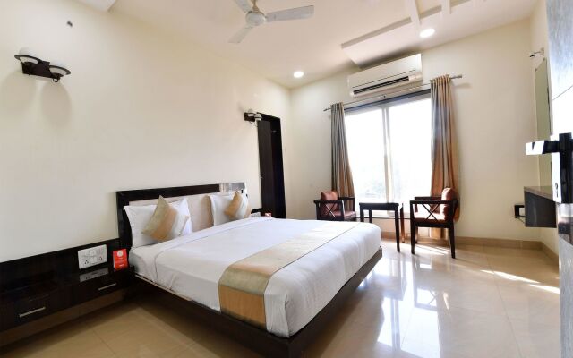 OYO 4155 Hotel The Sudesh