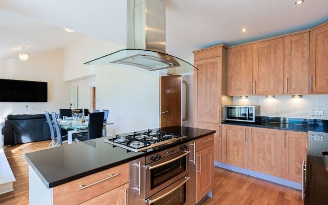 Britannia Penthouse