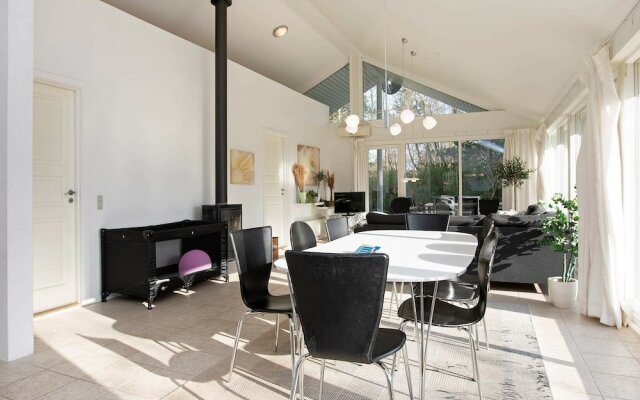 Tranquil Holiday Home in Gedser With Sauna
