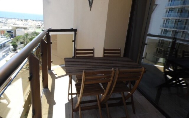 Apartamentos Puerto Marina