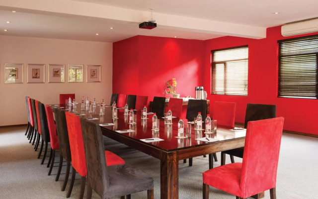 Casterbridge Hollow Boutique Hotel