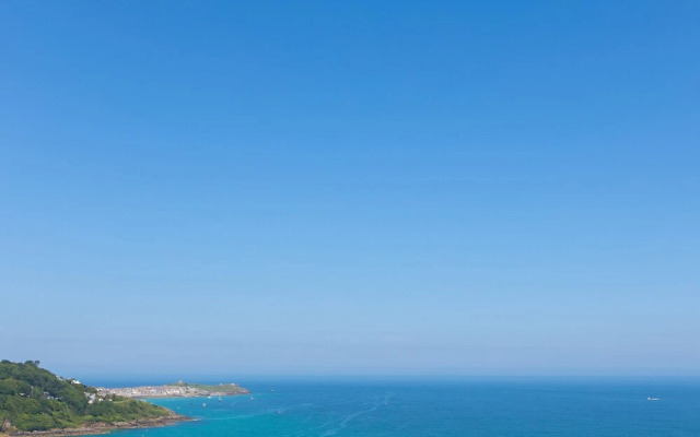 Far Cliffs