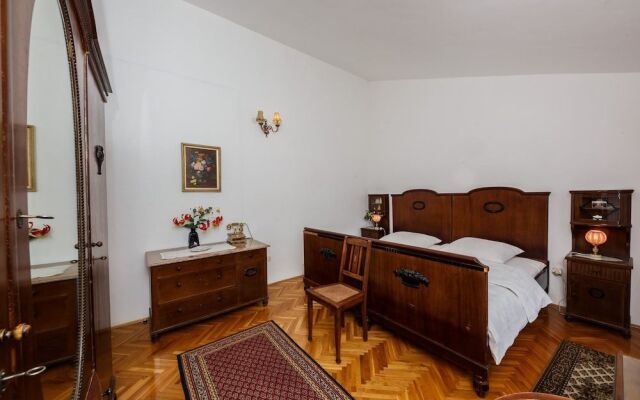Apartments Bagic
