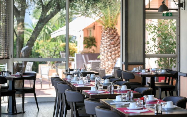 Best Western Hotel des Orangers