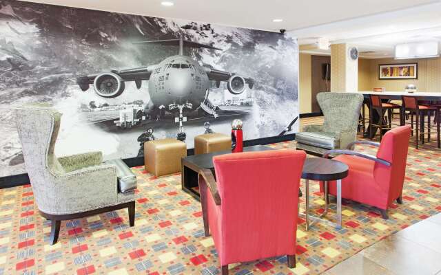 La Quinta Inn & Suites by Wyndham Warner Robins - Robins AFB