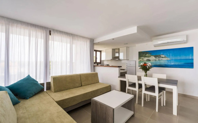 Caprice Skyline Aparthotel