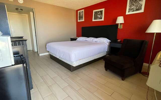 Travelodge by Wyndham Imperial/El Centro